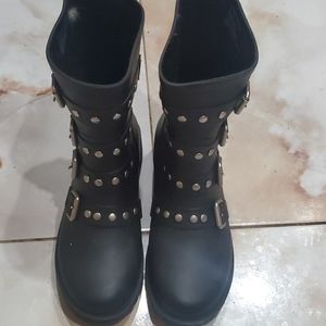 Never worn rain boots